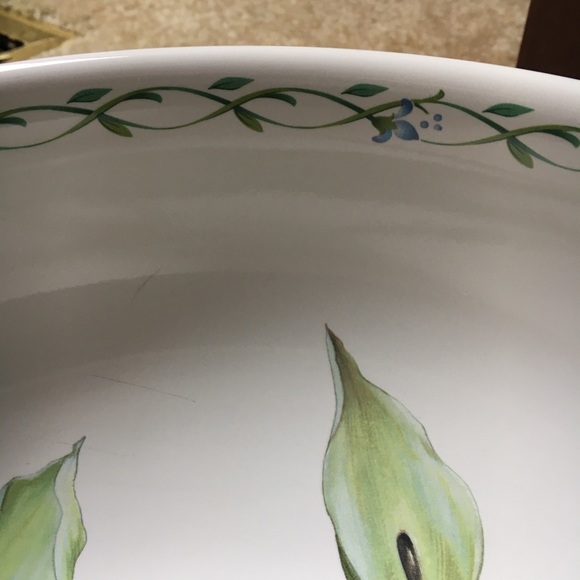 Studio Nova “Garden Bloom” Serving Bowl - Picture 4 of 4